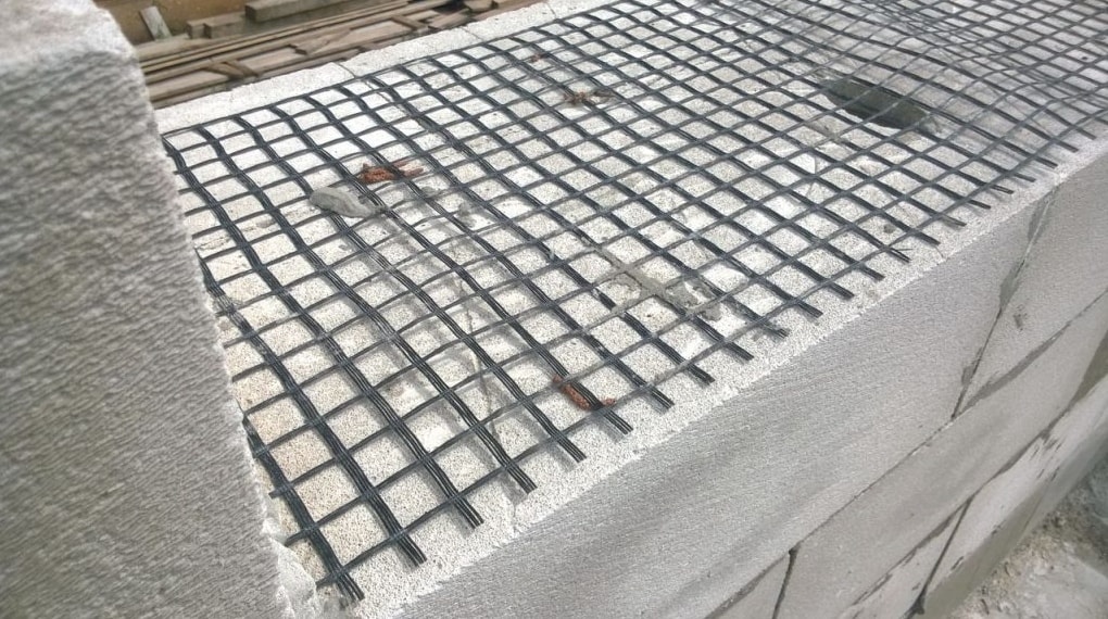 Förstärkningsmetoder för murverk av betongblock